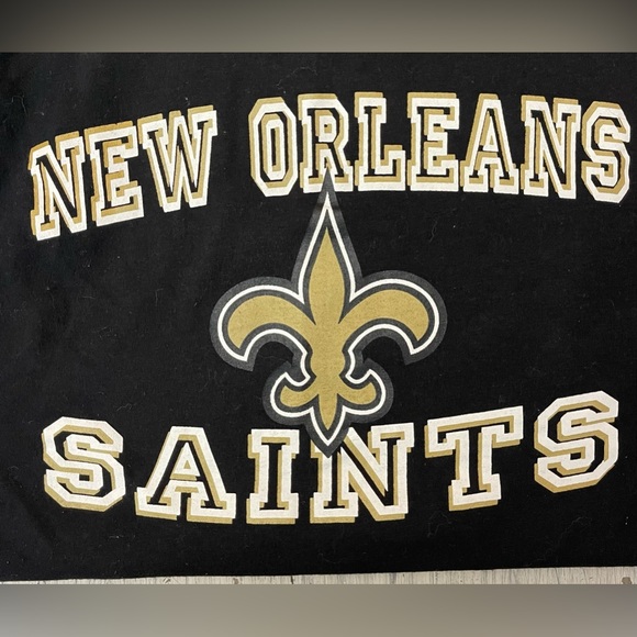 NFL Other - NFL new orleans t shirt